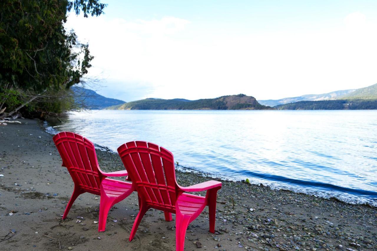 Sea And Cedar Retreat-A Home In A Tranquil Setting Cowichan Bay Buitenkant foto
